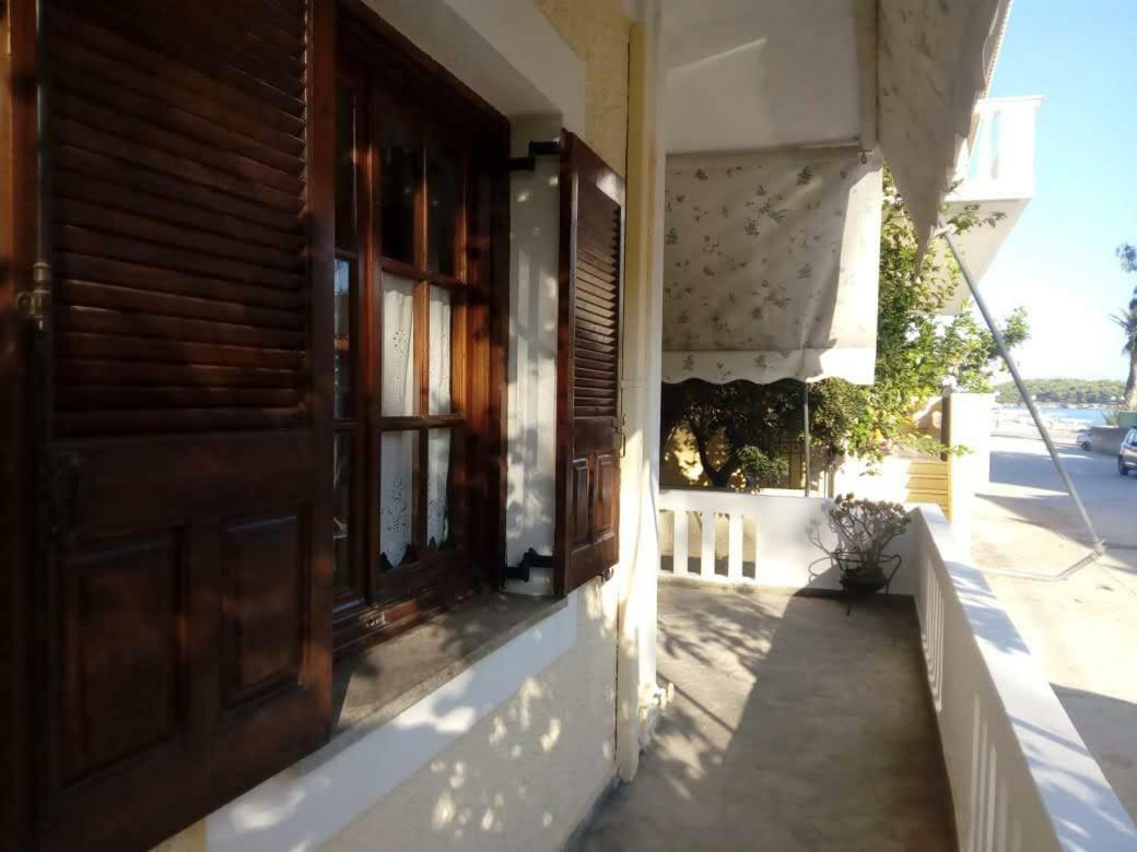 Vila artística Ermioni Exteriér fotografie